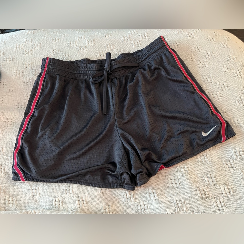 Nike running shorts SZ L